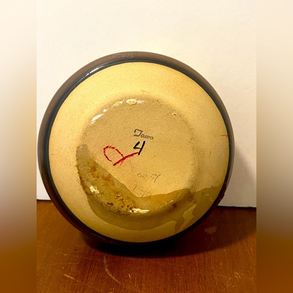 Vintage Native American Indian Clay Pottery Vase Signed - Picture 5 of 8